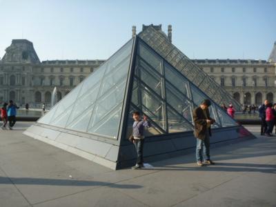 ルーブル美術館、ガラスのビラミット