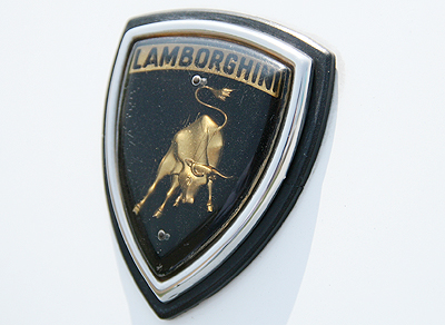 Lamborghiniのエンブレム「ファイティングブル」