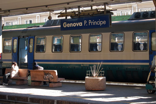 ジェノヴァ・ピアッツァ・プリンチペ駅