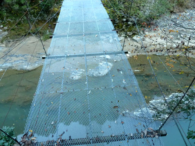 鎌塚の吊橋3