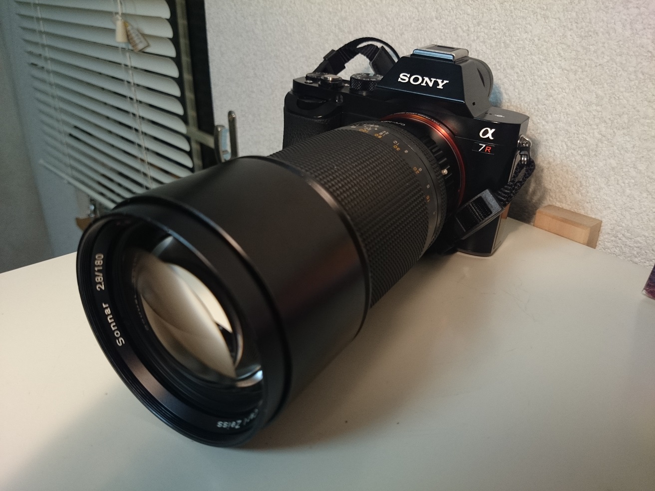 Contax Sonnar 180mm F2.8 | No Surprises