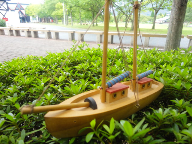 木の船