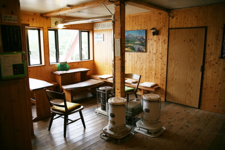 三俣山荘談話室